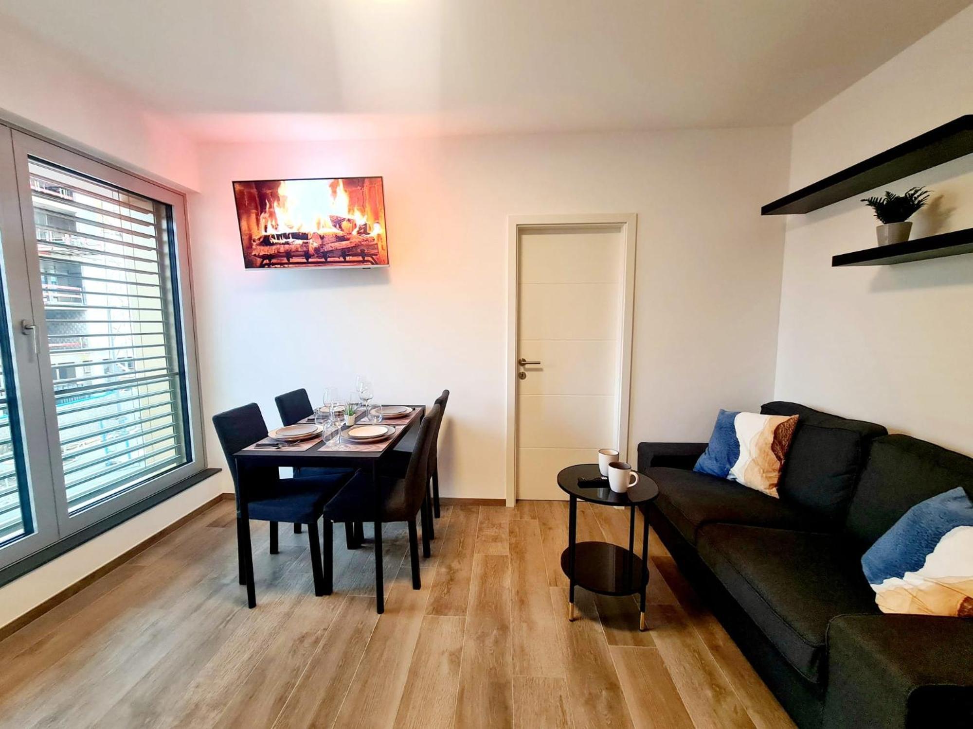 Luxury 1bedroom With Parking In Center&large Terrace -cd3 Apartment